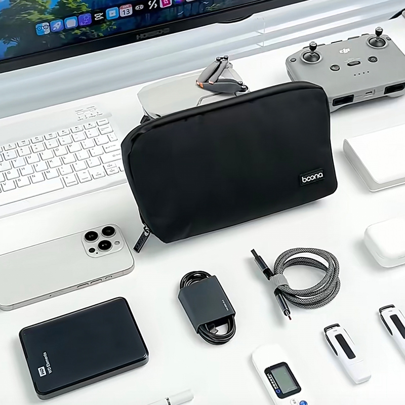 Organizzatore per cavi a forma - Tech Accessories Storage recensione e prezzo